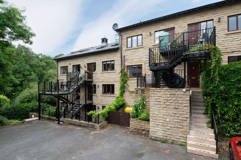 Property photo 1 of 12 Exterior Of Complex
