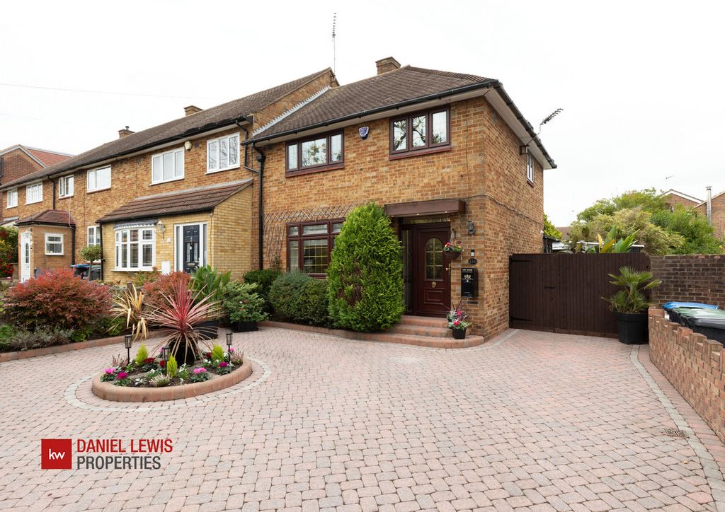 Property photo 1 of 23