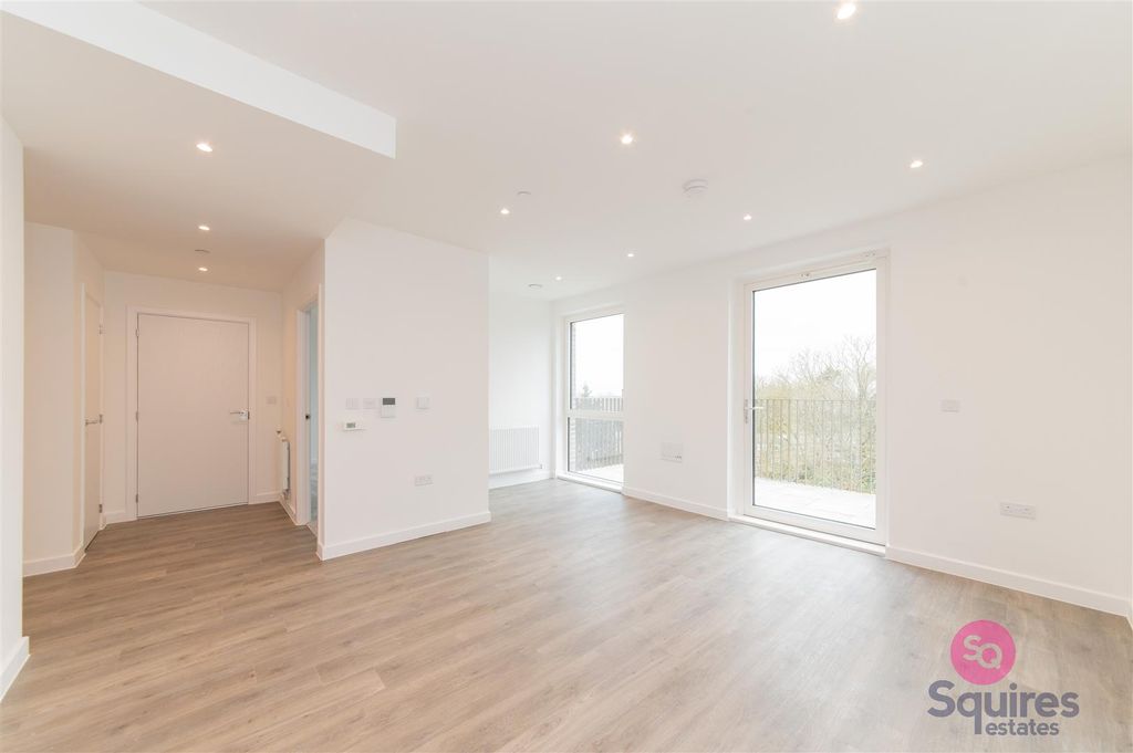 Property photo 2 of 29