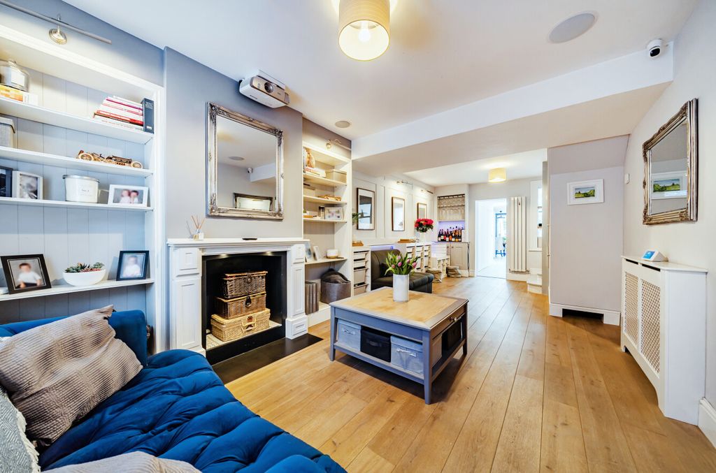 Property photo 2 of 18 1420325-1-69B96Ab...