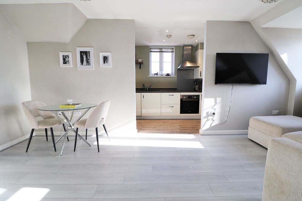 Property photo 2 of 14 Photo 15