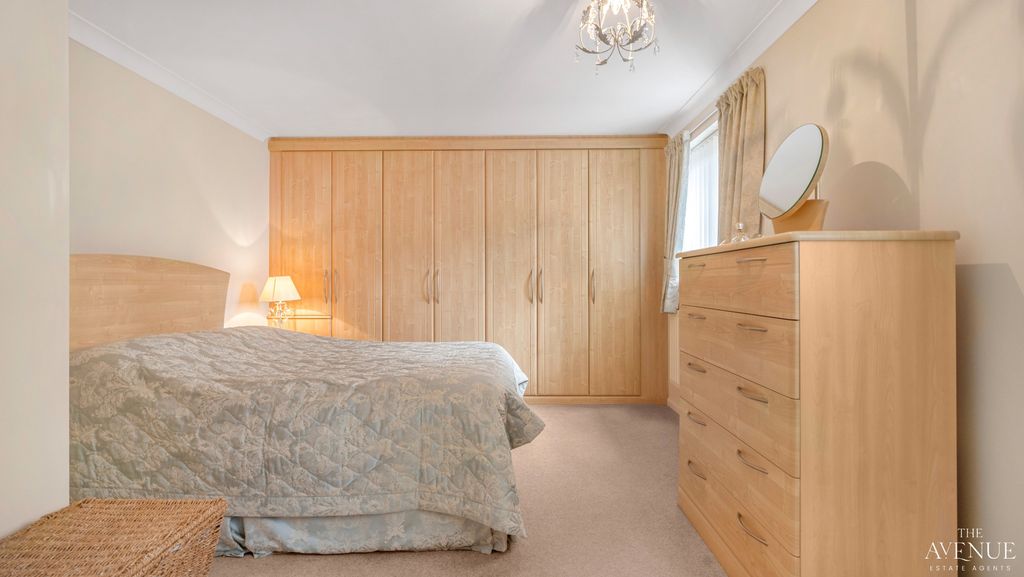 Property photo 3 of 16 5018275