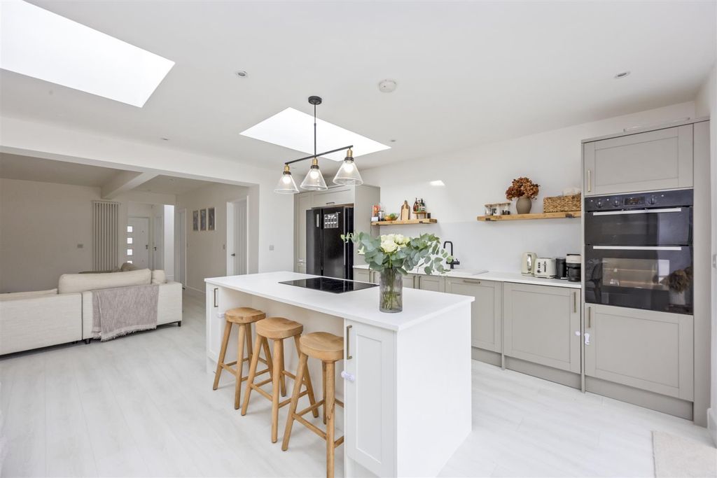 Property photo 2 of 22 Open Plan Living/Kitchen/Diner