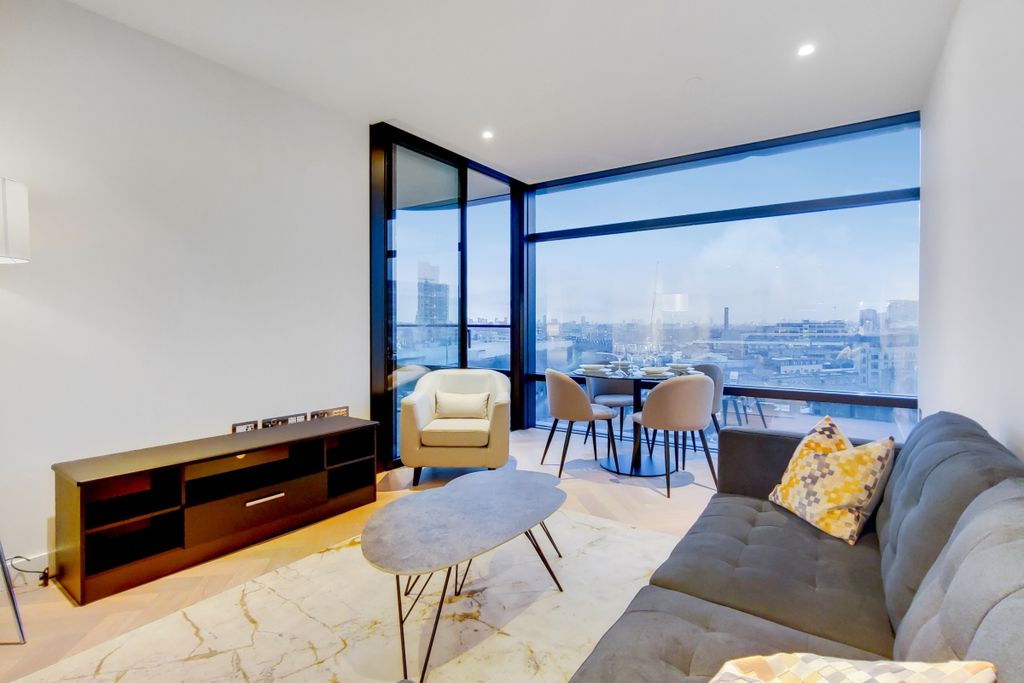 Property photo 1 of 14 Principal Tower ...