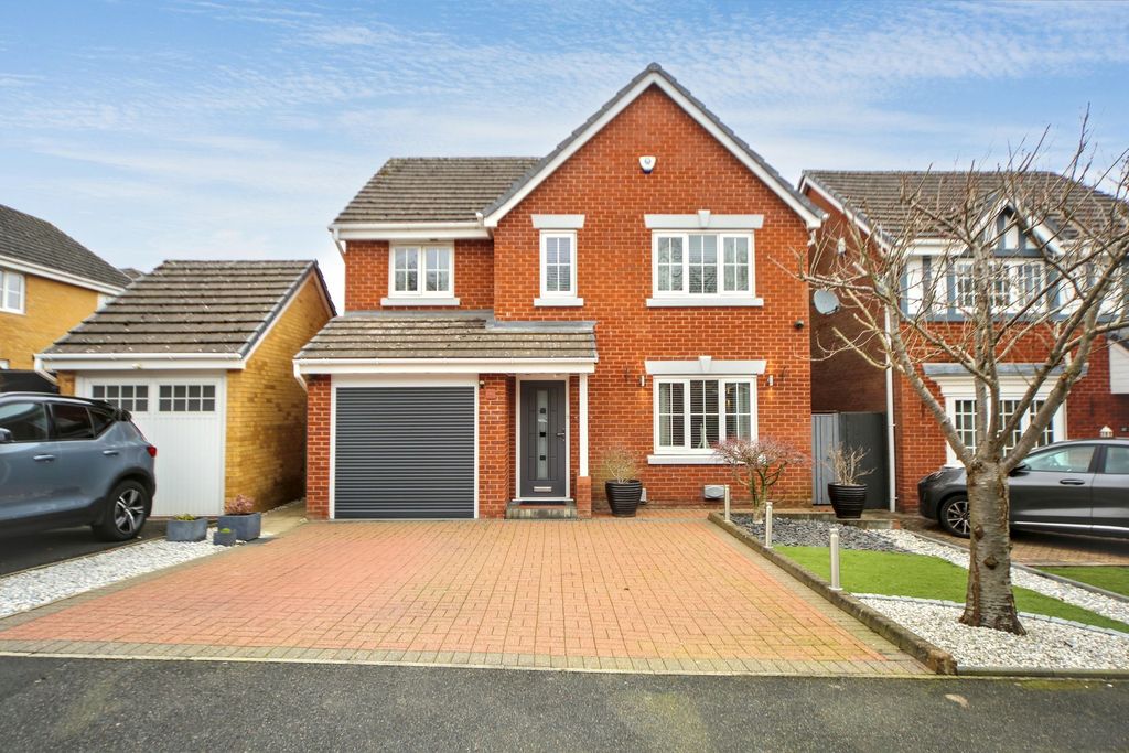 Property photo 1 of 25