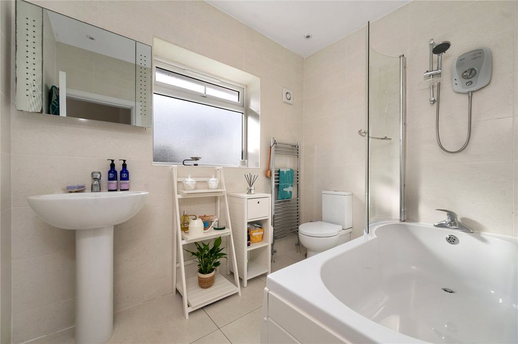 Additional image 20 of 4 bed detached house for saleWesternhay Road, Stoneygate, Leicester LE2