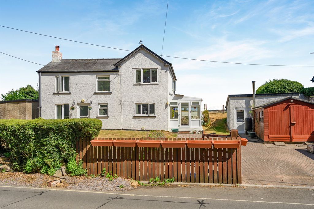 Property photo 1 of 25