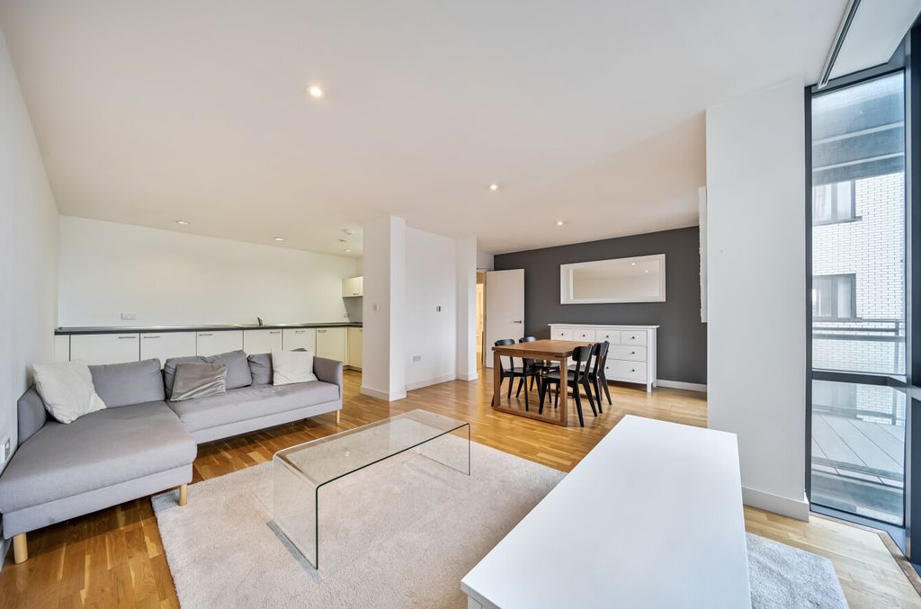 Property photo 1 of 22 1374438-7-69299d6...