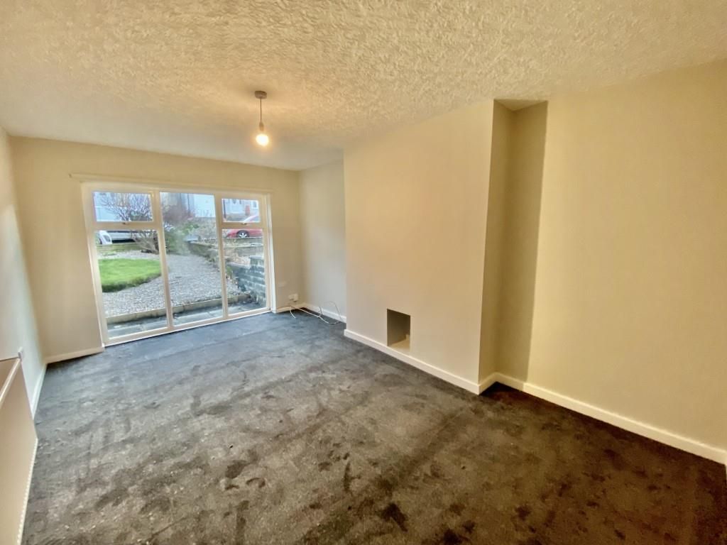 Property photo 3 of 9 Lounge