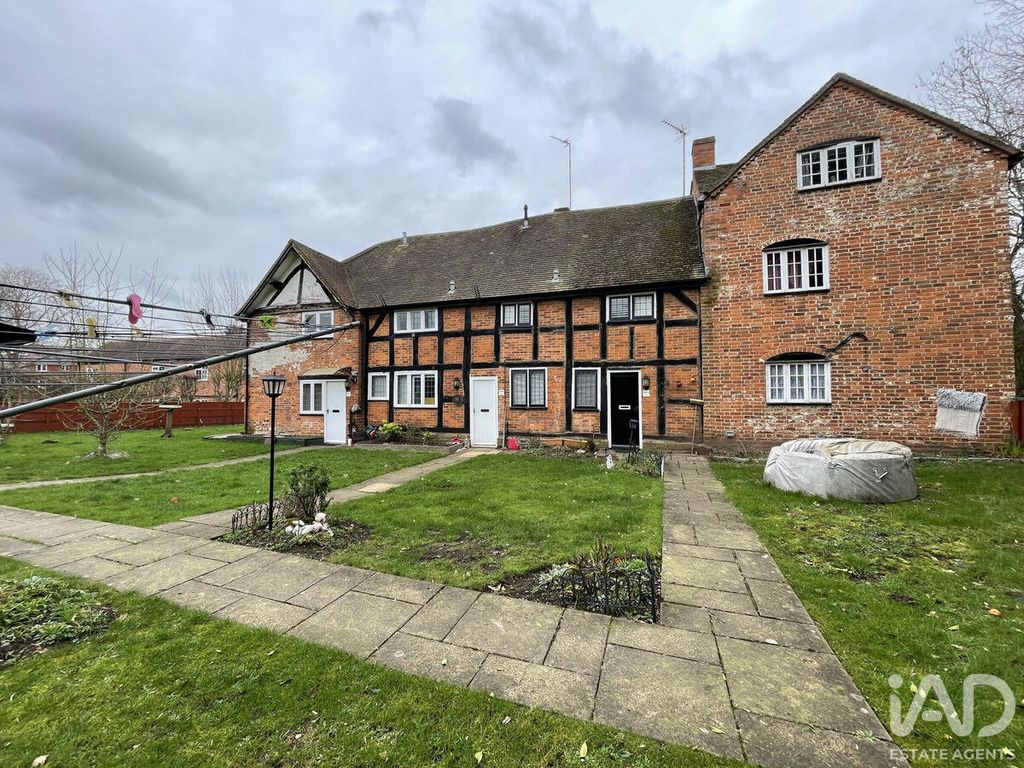 Property photo 2 of 31