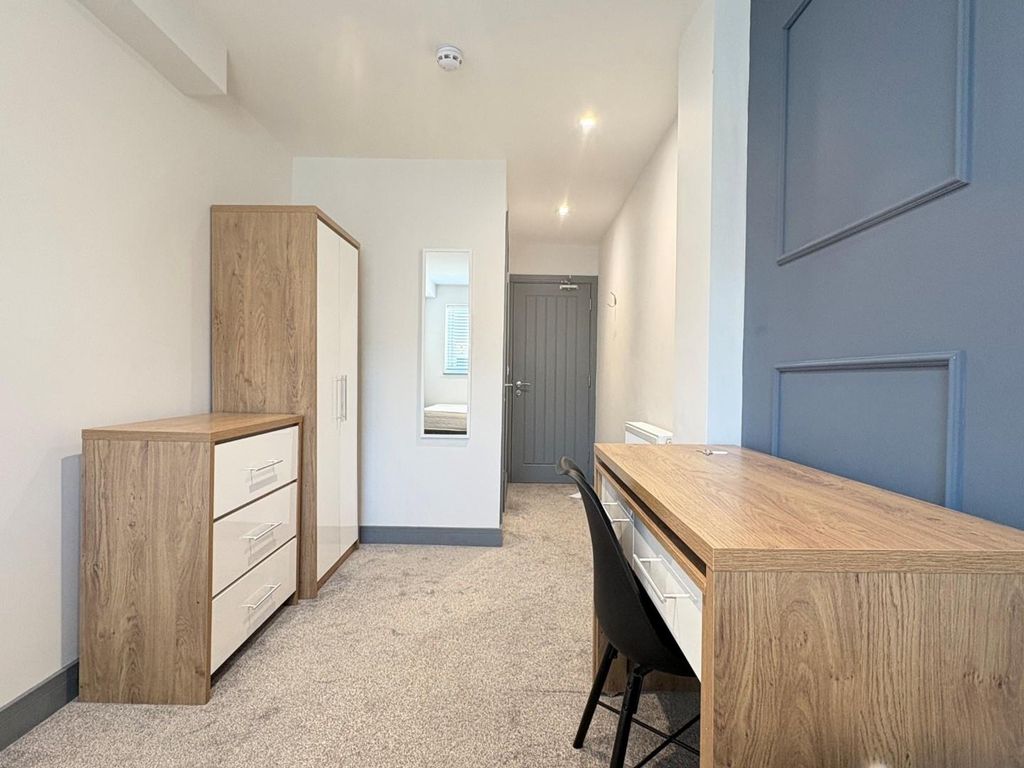 Property photo 2 of 10 3.Jpg