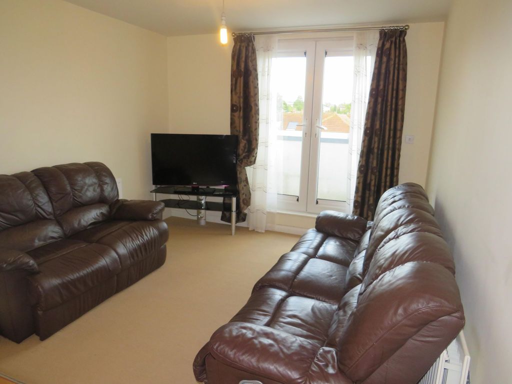 Property photo 3 of 6