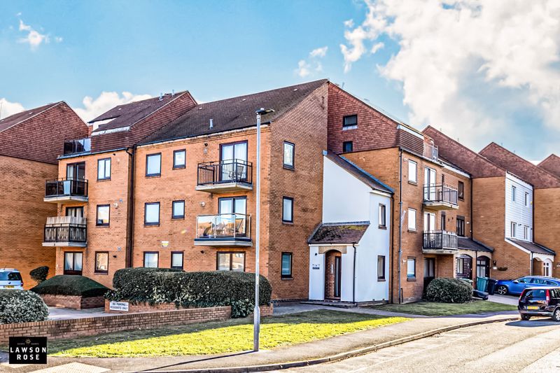 Property photo 1 of 23 .