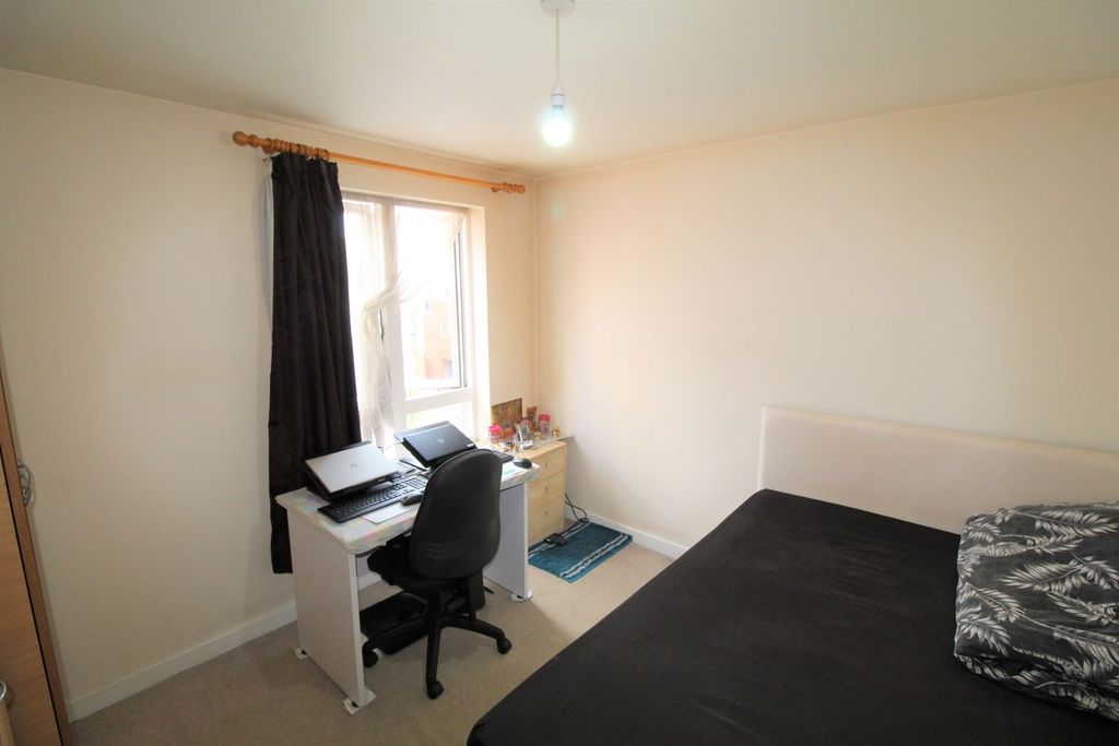 Property photo 3 of 7