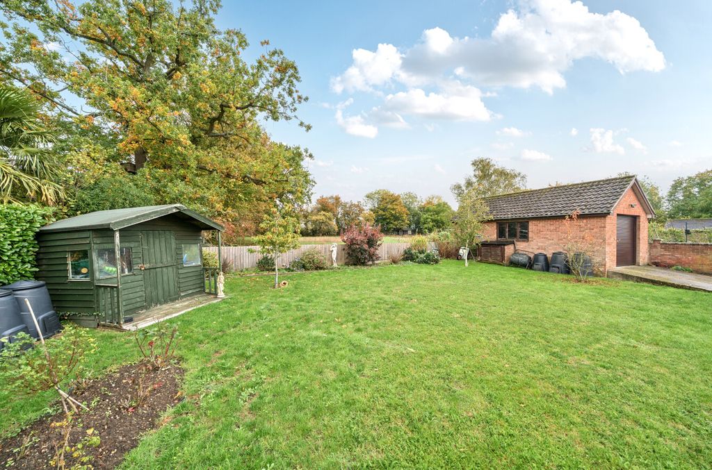 Property photo 2 of 16 1368774-12-68Ef84F7957B8