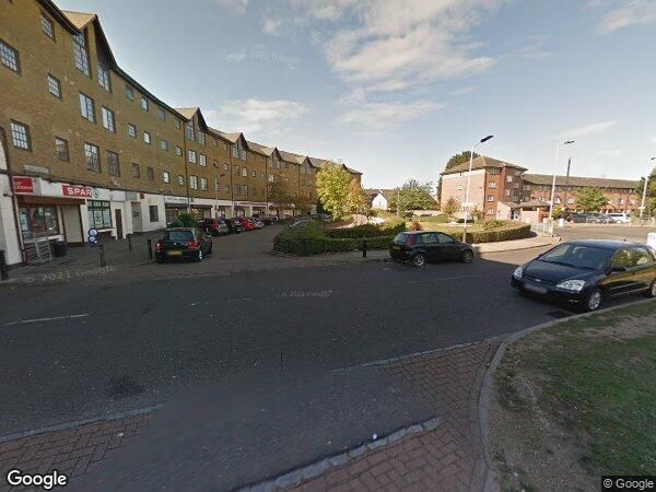 Property photo 1 of 12 2 Bedroom, 2 Bathrooms  Flat In Comer Crescent Ub2 4Xd