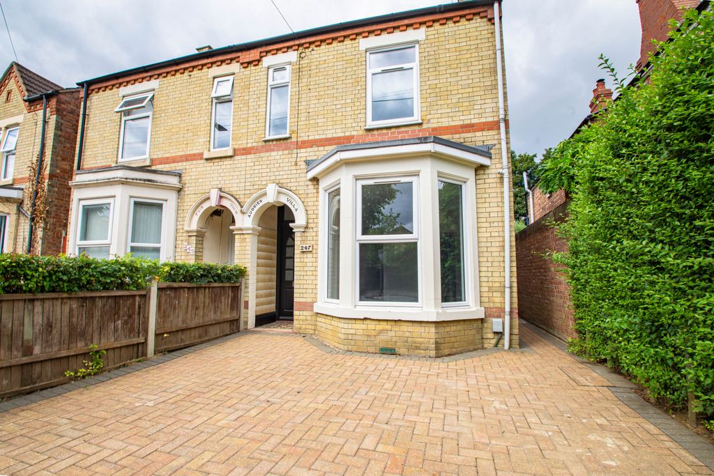 Property photo 1 of 33 Property Image