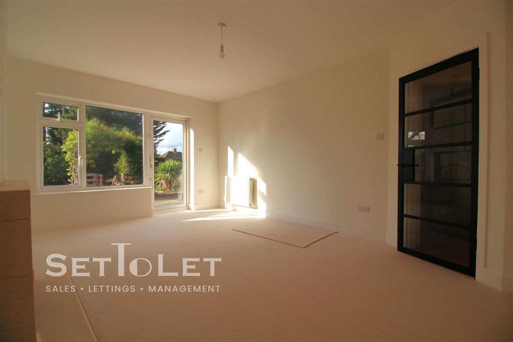 Property photo 3 of 17 Img_1539.Jpg
