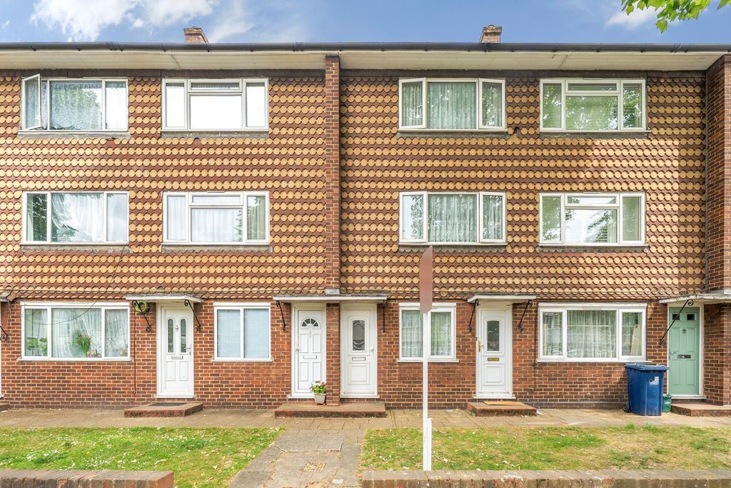 Property photo 2 of 13 13-1298236-22-682...