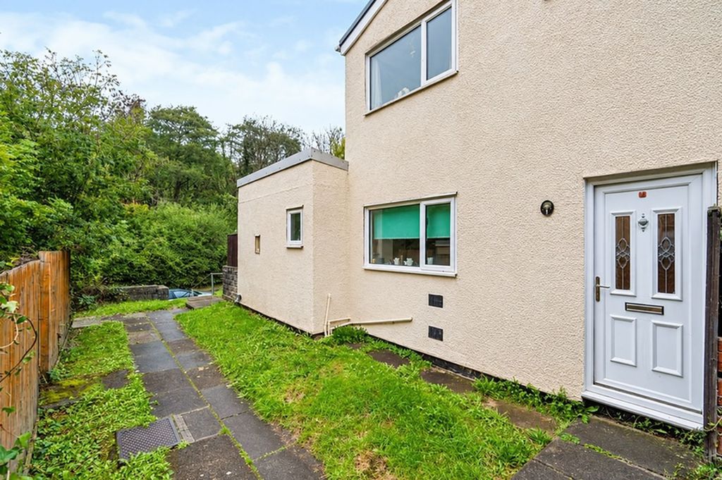 Property photo 1 of 27