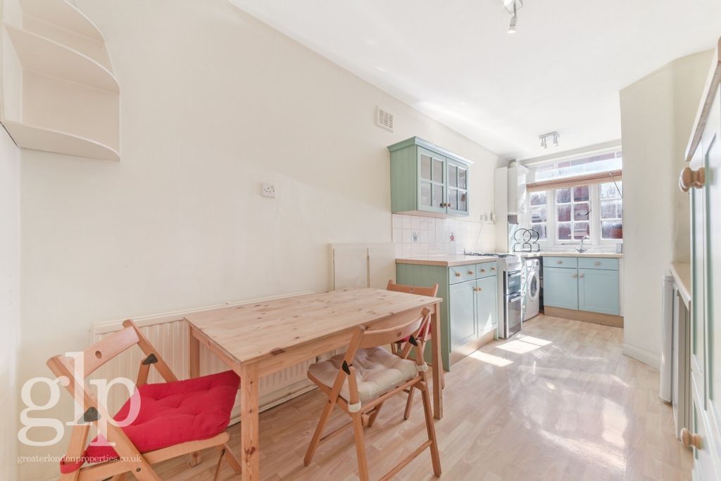 Property photo 1 of 19 3389100