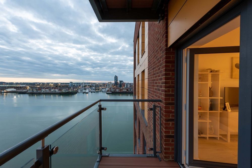 Property photo 1 of 9 Balcony View Southampton
