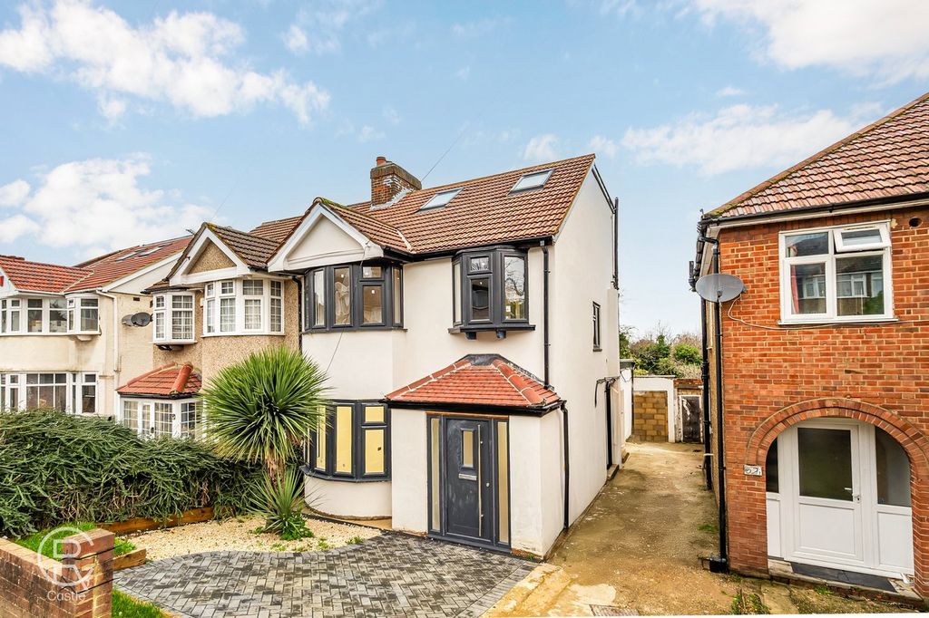 Property photo 1 of 22