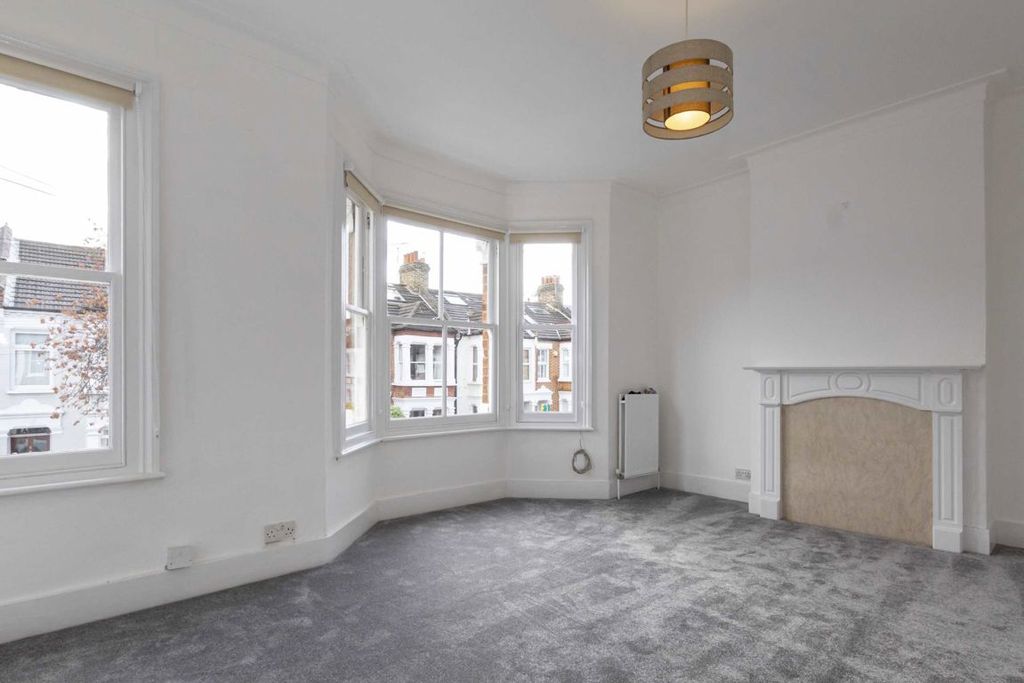 Property photo 2 of 4