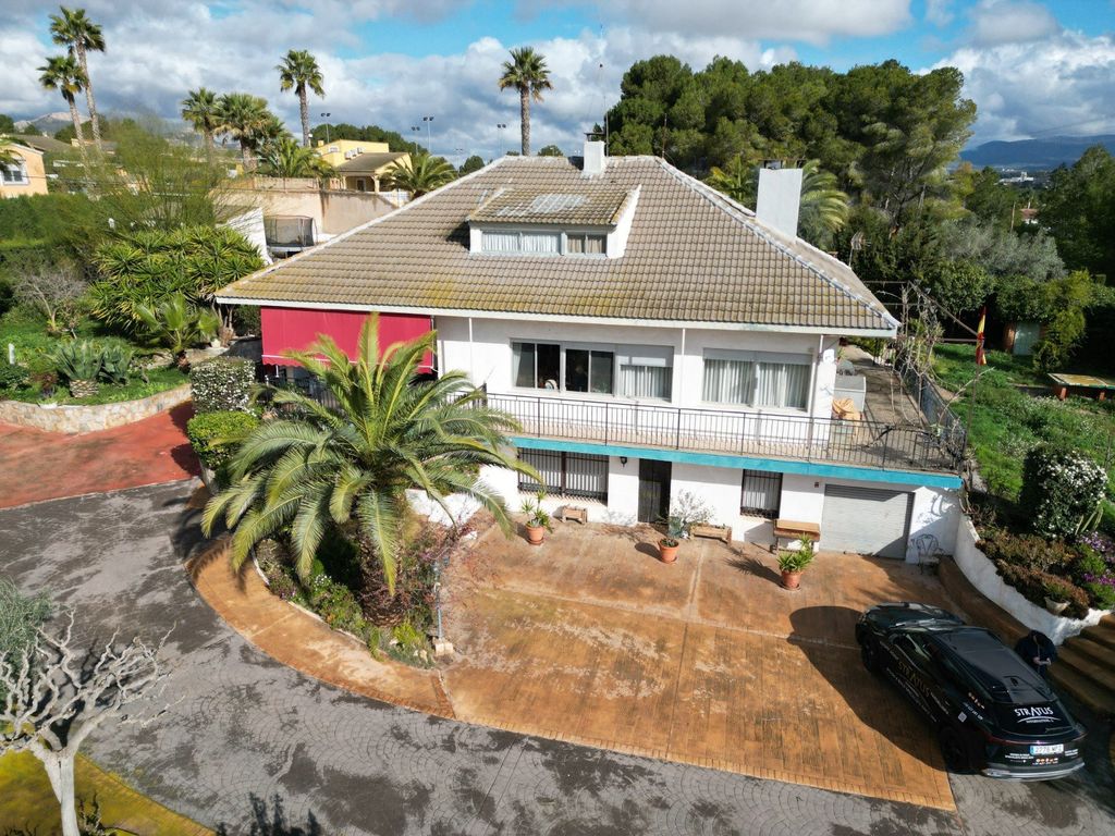 Property photo 1 of 20