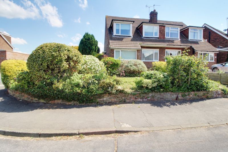 Property photo 1 of 13 Photo 9