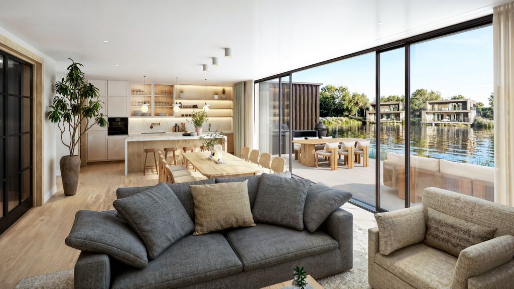 Property photo 2 of 7 5893775