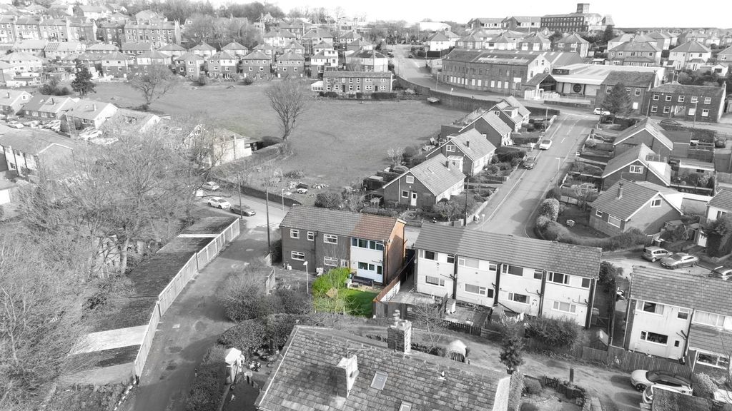 Property photo 3 of 20