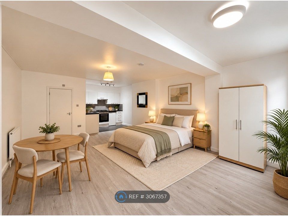 Property photo 1 of 3