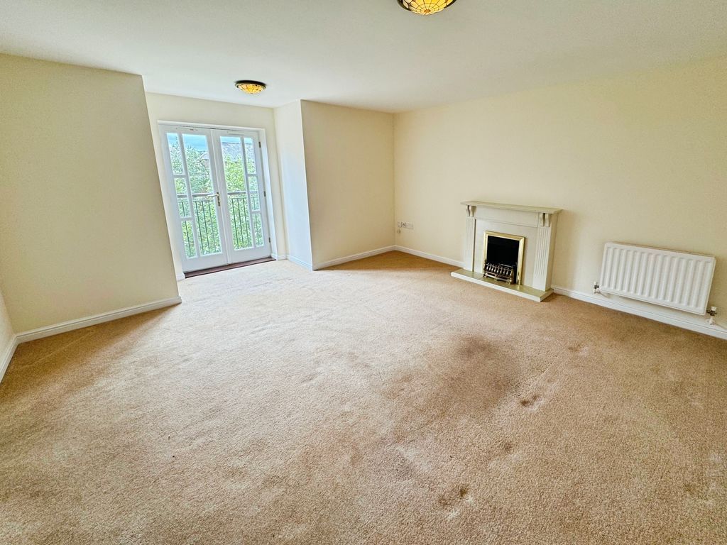 Property photo 2 of 8 Photo 8