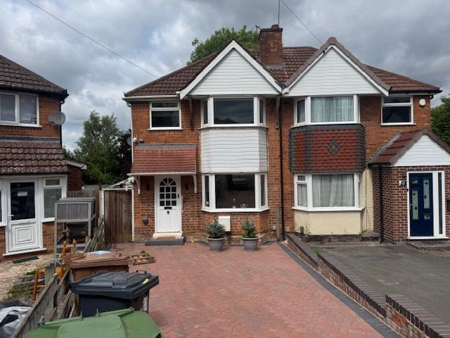 Property photo 1 of 10 Front