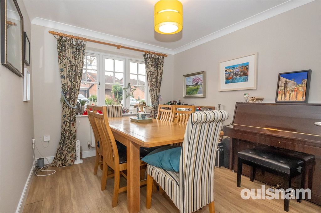 Property photo 2 of 21 Picture No. 01