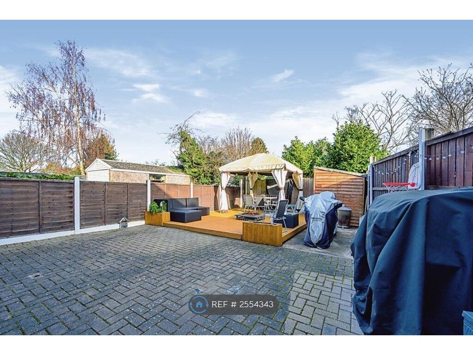 Property photo 3 of 10