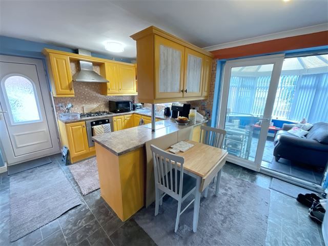 Property photo 2 of 21 Kitchen/Diner