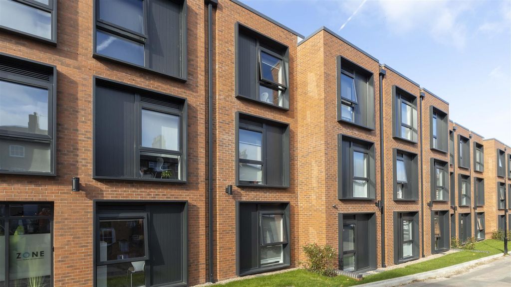 Property photo 1 of 12 Zone_Communal_Areas-61.Jpg