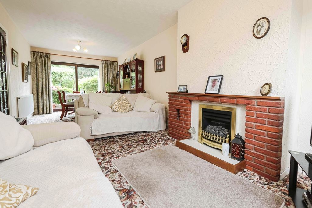 Property photo 2 of 18 Photo