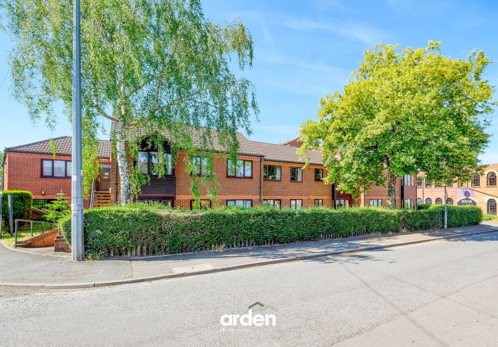 Property photo 1 of 18