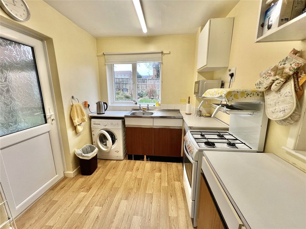 Property photo 2 of 10 Picture No. 04