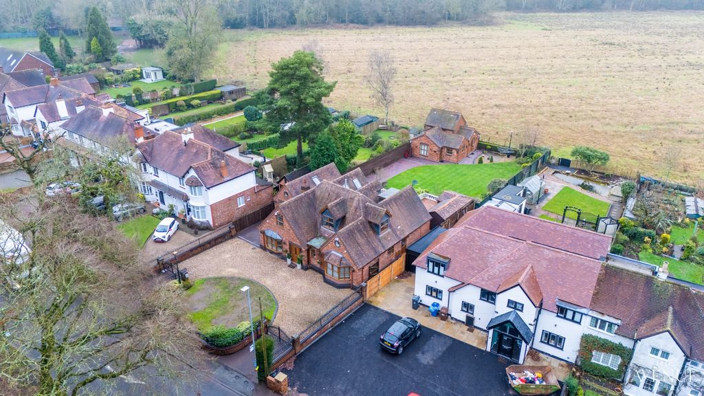 Property photo 1 of 33 4855243