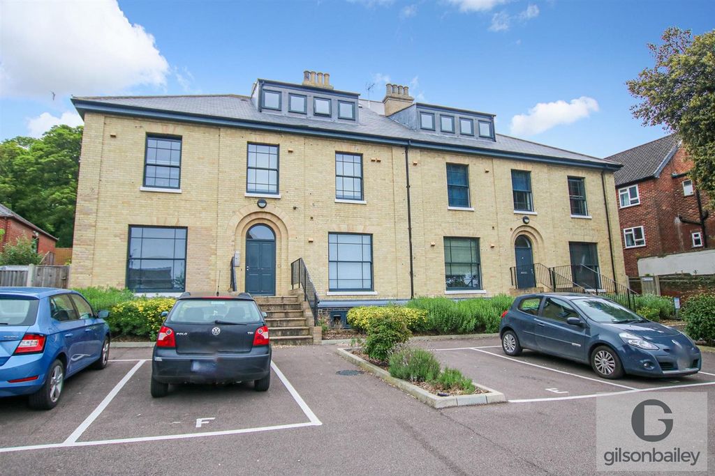 Property photo 1 of 6 Aeyzk7Slc0-Vyxwa670Jzq