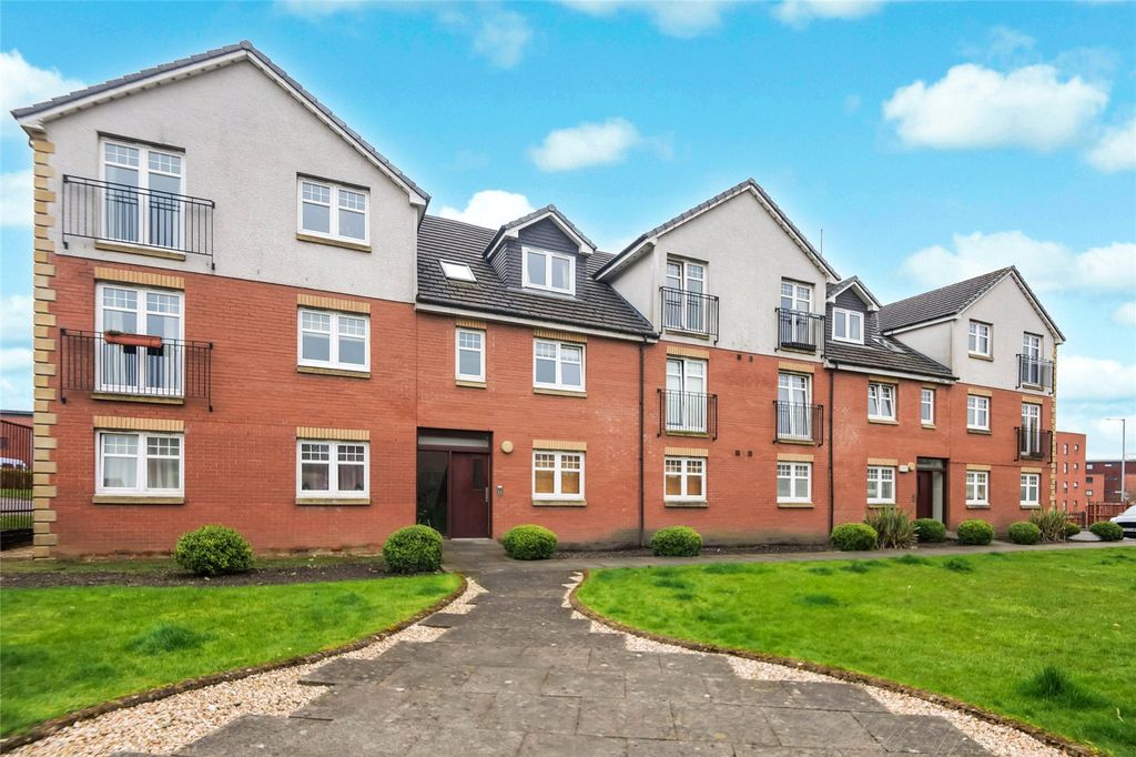 Property photo 1 of 18 Front