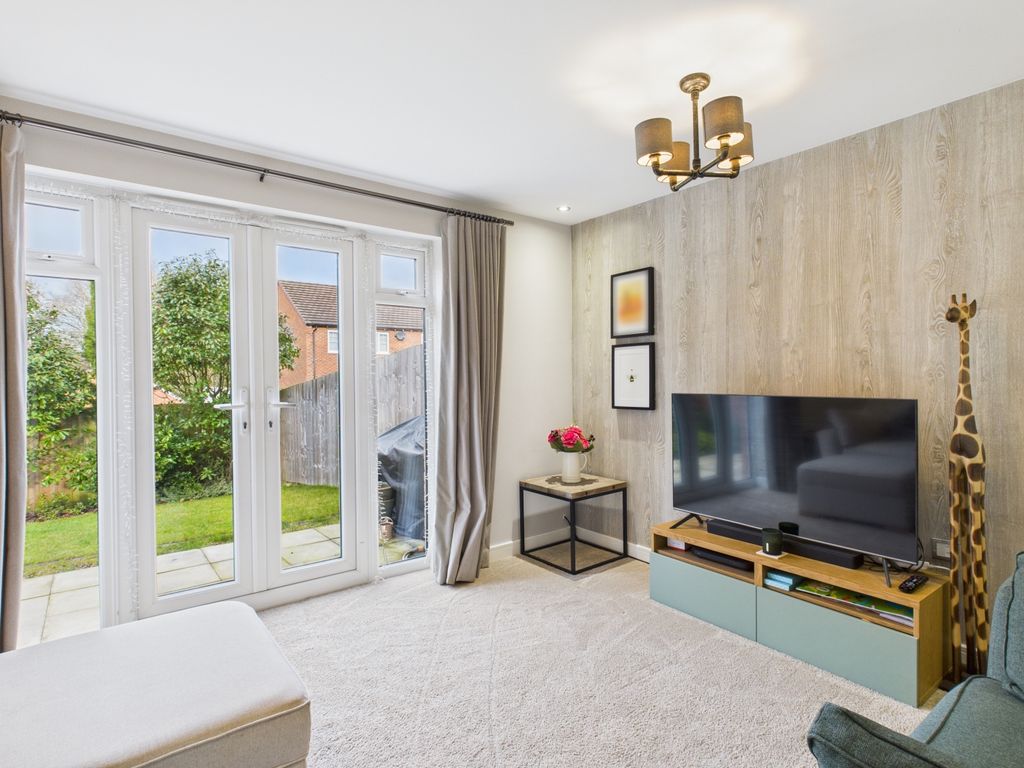 Property photo 2 of 23 Cam03729G0-Pr0221-Still001