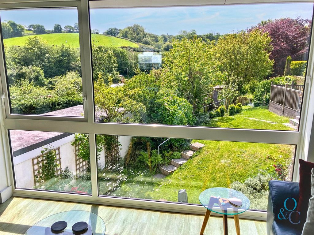 Property photo 2 of 13 Picture No. 05