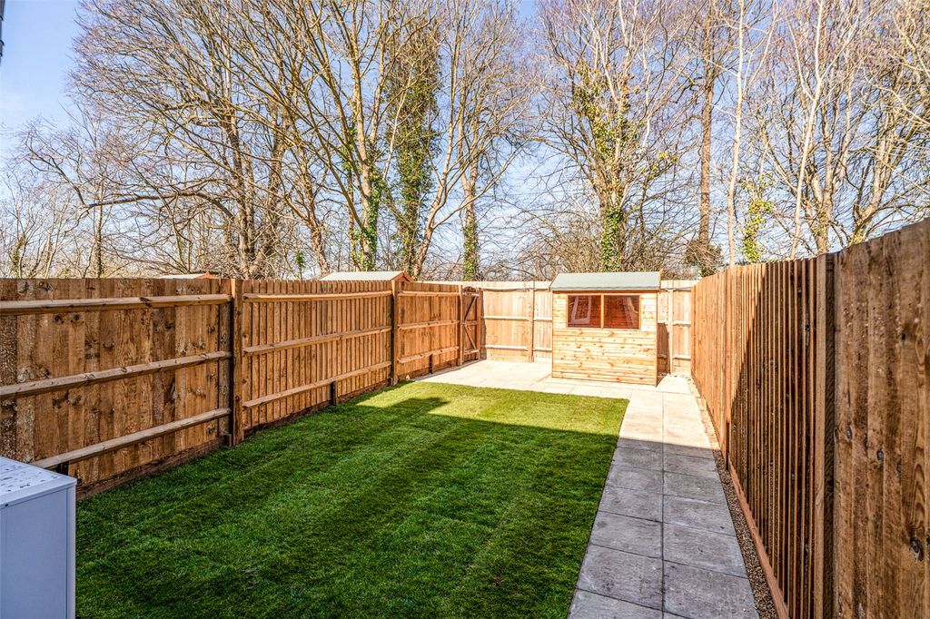 Property photo 2 of 7 Picture No. 06