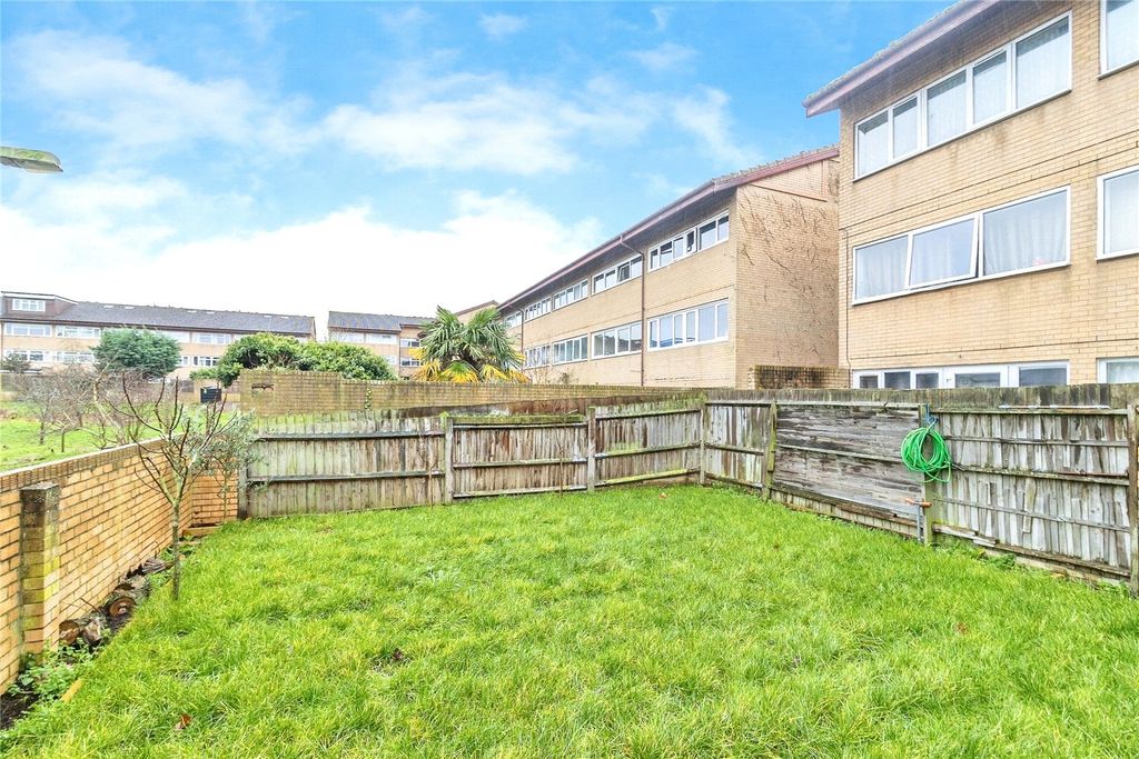 Property photo 1 of 25 Picture No. 19