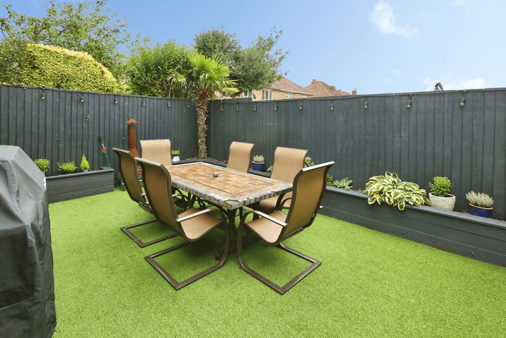 Property photo 2 of 20 Pbox-Img.Jpg